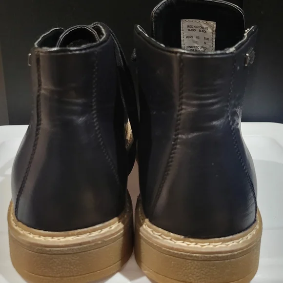 RocaWear Chukka Boots-11.0 - Picture 2 of 5
